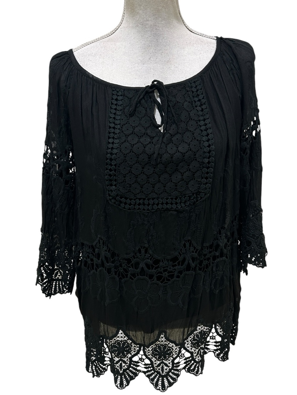 Le marais Paris Black Crochet-Trim Peasant Tunic Top blouse lined size large